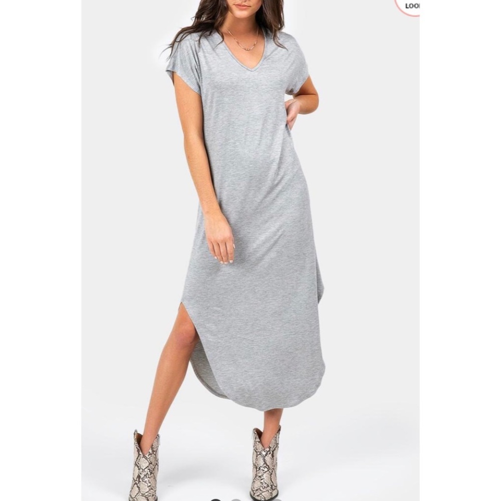 V-NECK KNIT MAXI DRESS